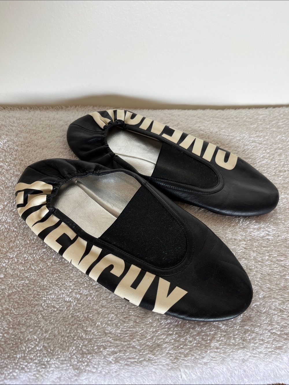 Givenchy Black Ballet Flats with Cream Logo Trim